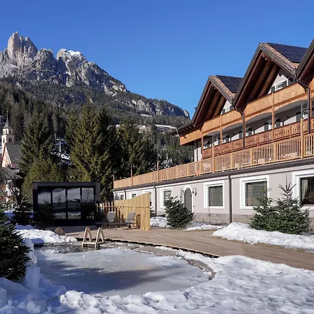 X Alp Hotel-3